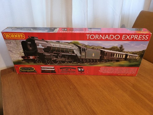Hornby tornado express - hornby,