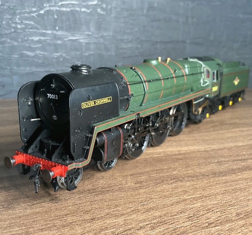 Hornby r2565 oliver cromwell - oliver,