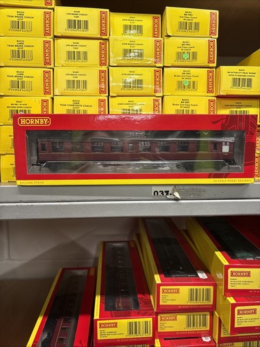Hornby r4786 mk1 - mk1, second