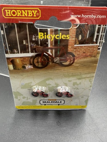 Hornby railways r8679 bicycles - hornby,