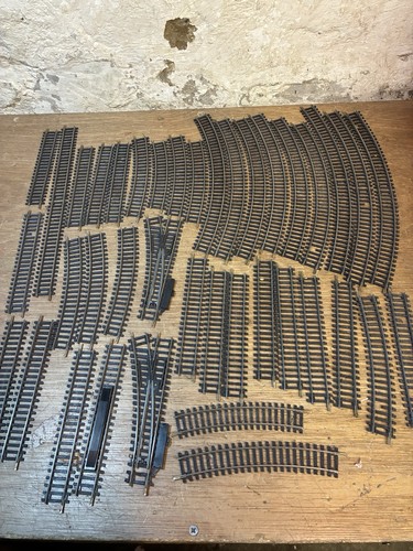 Hornby gauge railway track - oo,