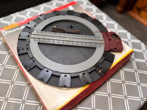 Hornby gauge 76 r070 - :,