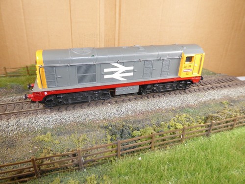 Hornby dublo gauge class - dublo, 00