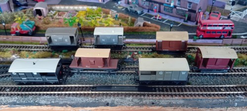 Hornby lima guards wagons - x,
